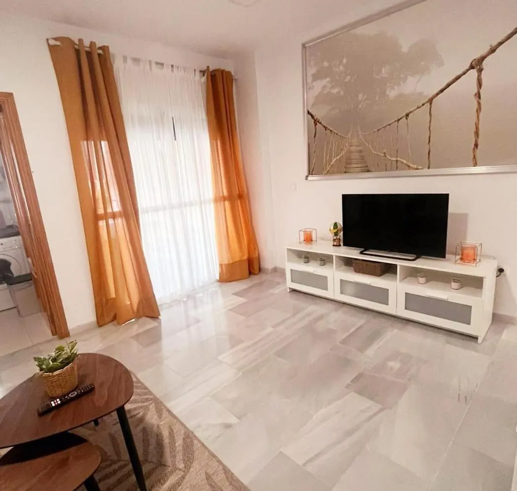 מאלגה Bombo Beach Appartement דירה