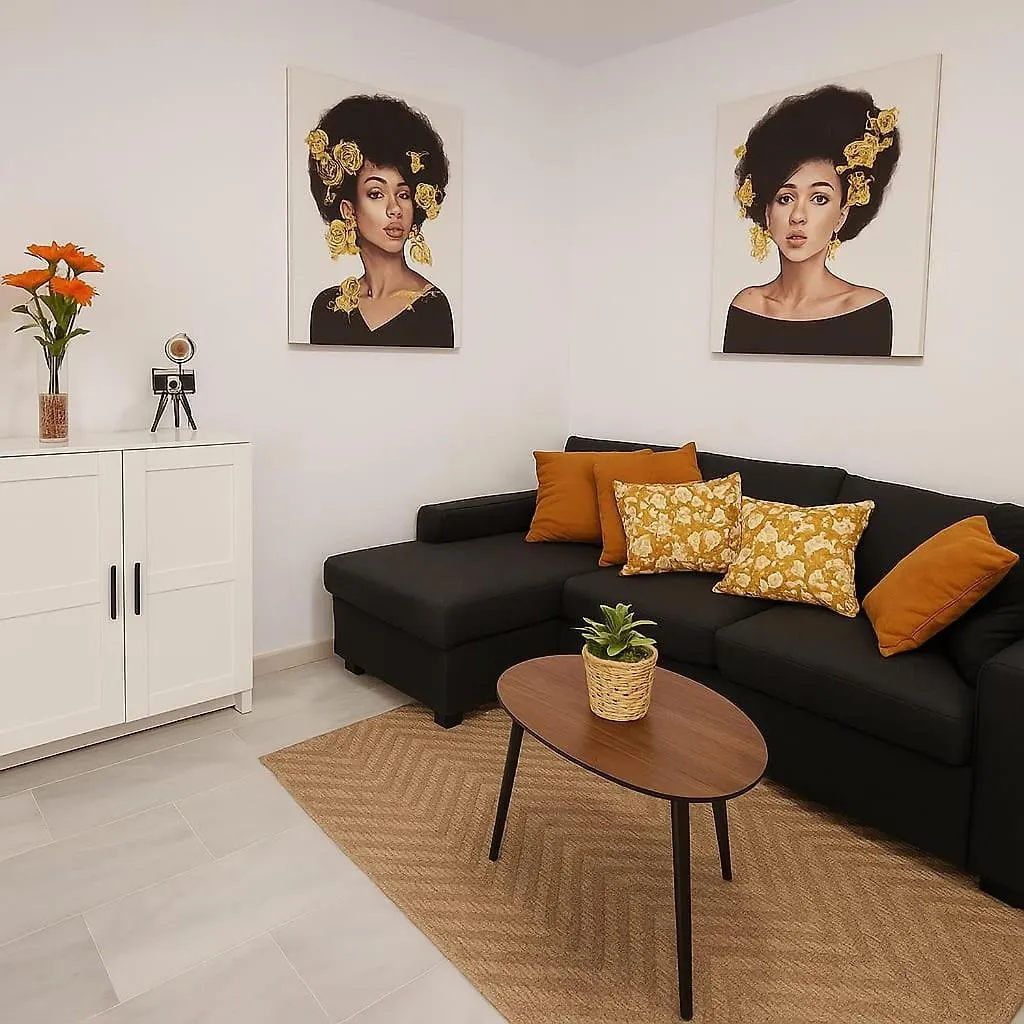מאלגה Bombo Beach Appartement 0*,